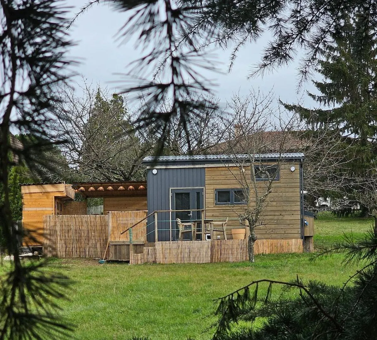 Le Cocon A Bulles Villa Charly  Holiday home Charly (Rhone)
